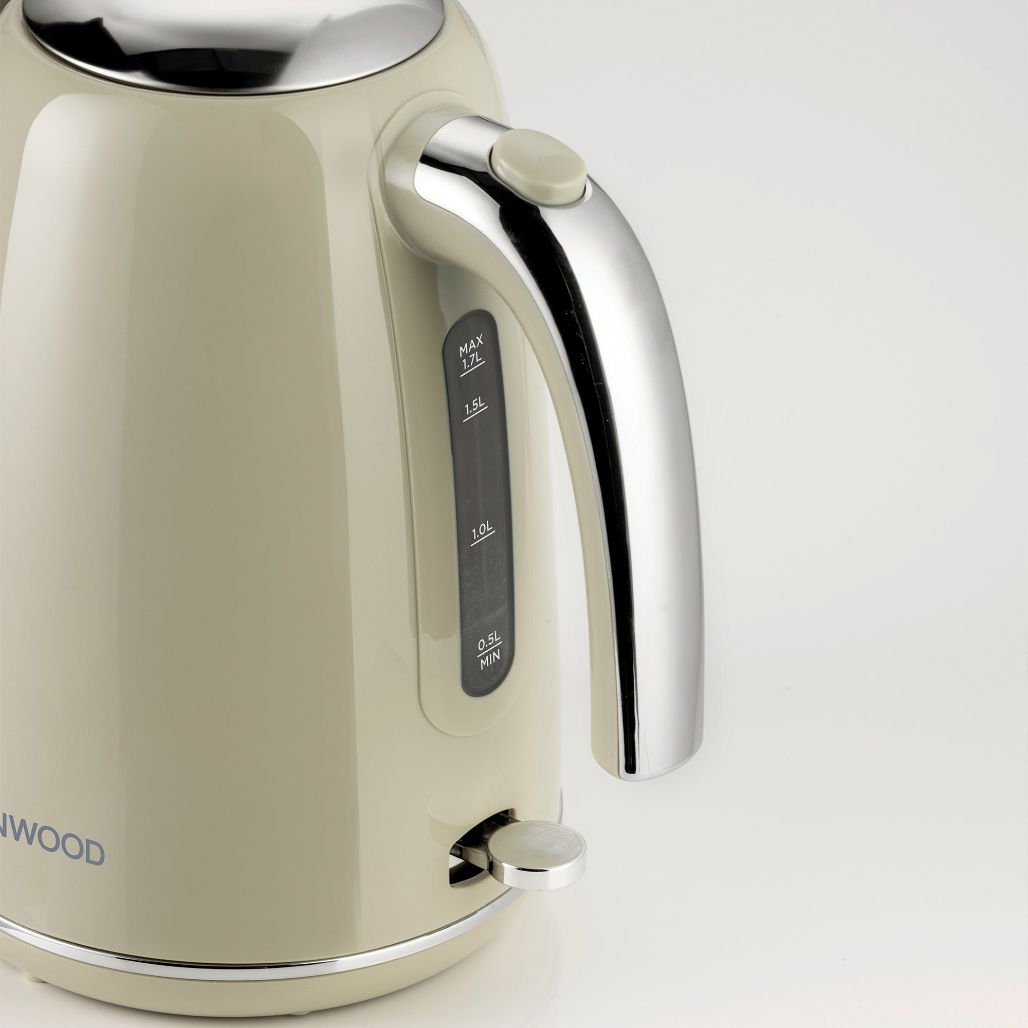 Kenwood - Eterna 1.7L Cordless Kettle Glossy Beige - ZJP31.000BG